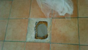 Reparaturen von Plattenbelägen, Fabienne Huber Kirchberg SG